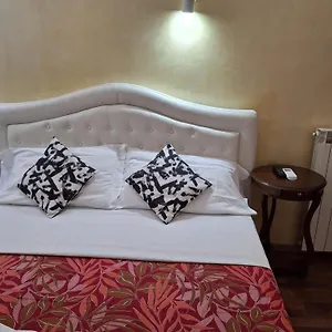  Pensjonat Max House 2 Włochy